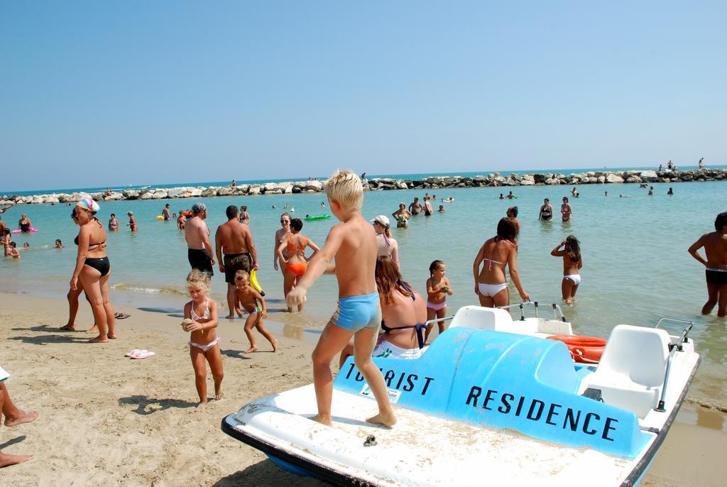 Tourist Residence ซัน เบเนเดตโต เดล ตรอนโต ภายนอก รูปภาพ